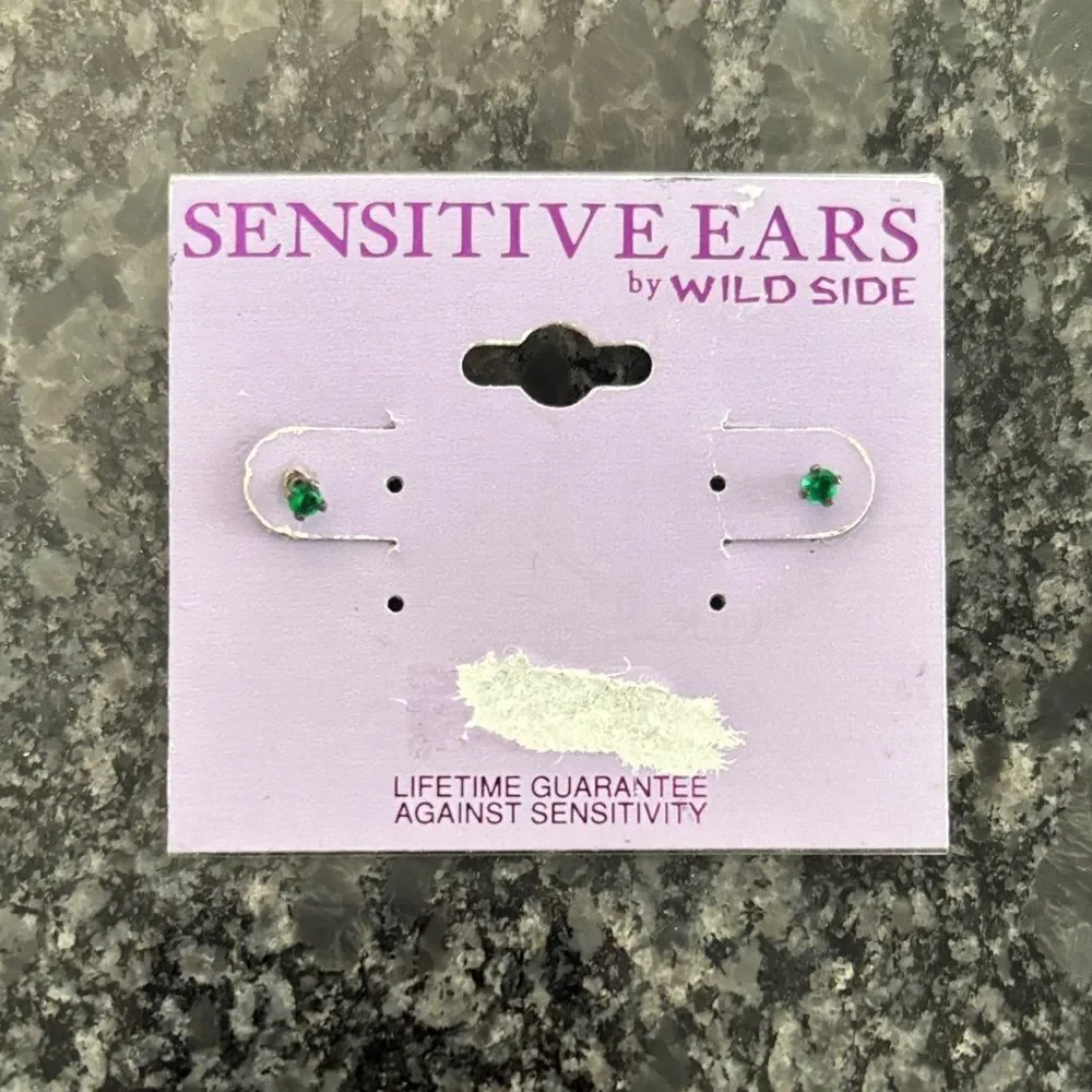Claire's Emerald Green Stud Earrings for Sensitive Ears
